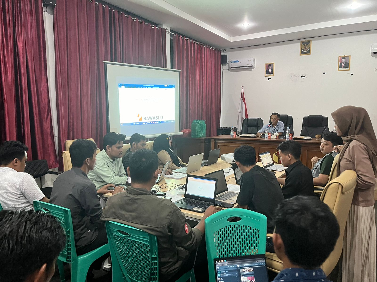 Memasuki Subtahapan Coklit, Bawaslu Mamuju Ajak Panwascam Dalami Alat Kerja Pengawasan