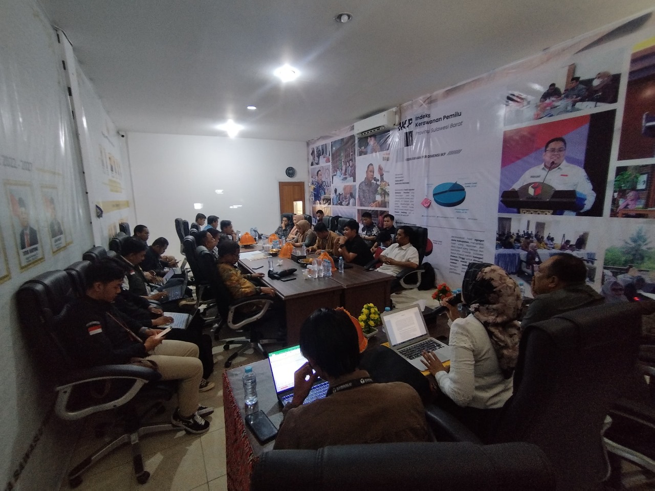 Rakernis Isu Pengawasan Coklit Bawaslu Sulbar