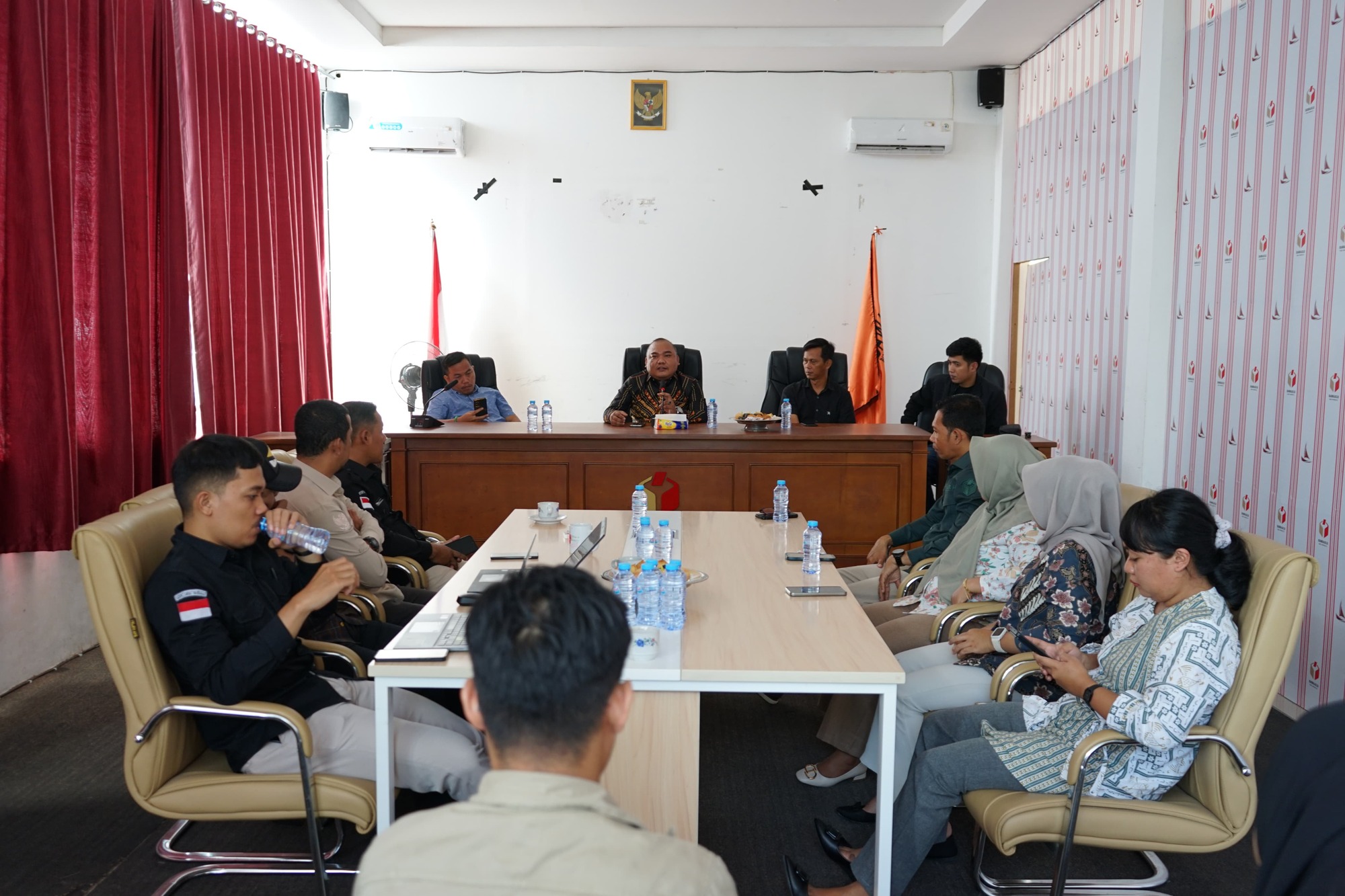 Bawaslu Mamuju Sambut Arahan Bawaslu Sulbar untuk Optimalkan Pengawasan dan Transparansi