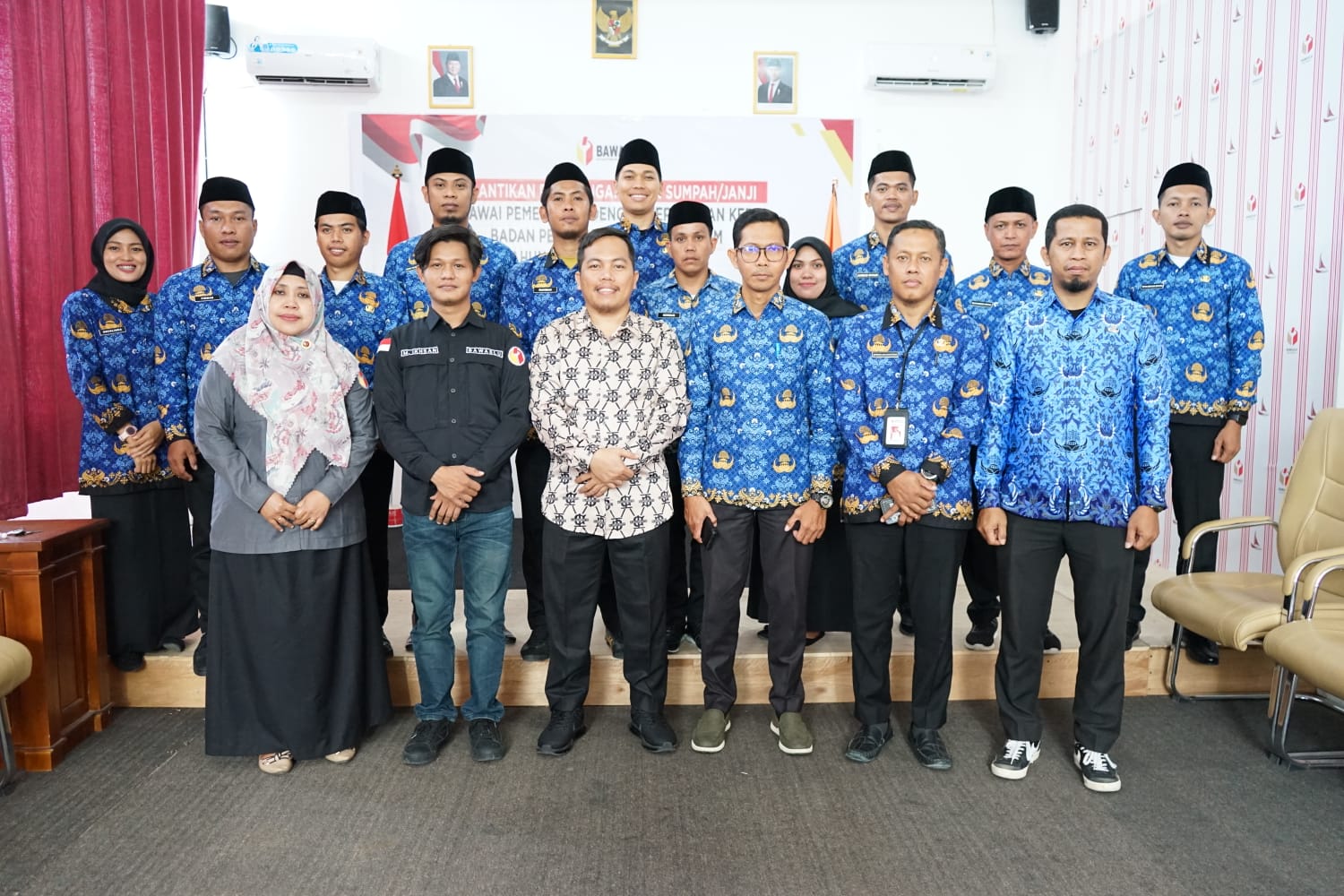 Bawaslu Kabupaten Mamuju Gelar Pelantikan dan Pengambilan Sumpah PPPK Tahun Anggaran 2024 Tahap I