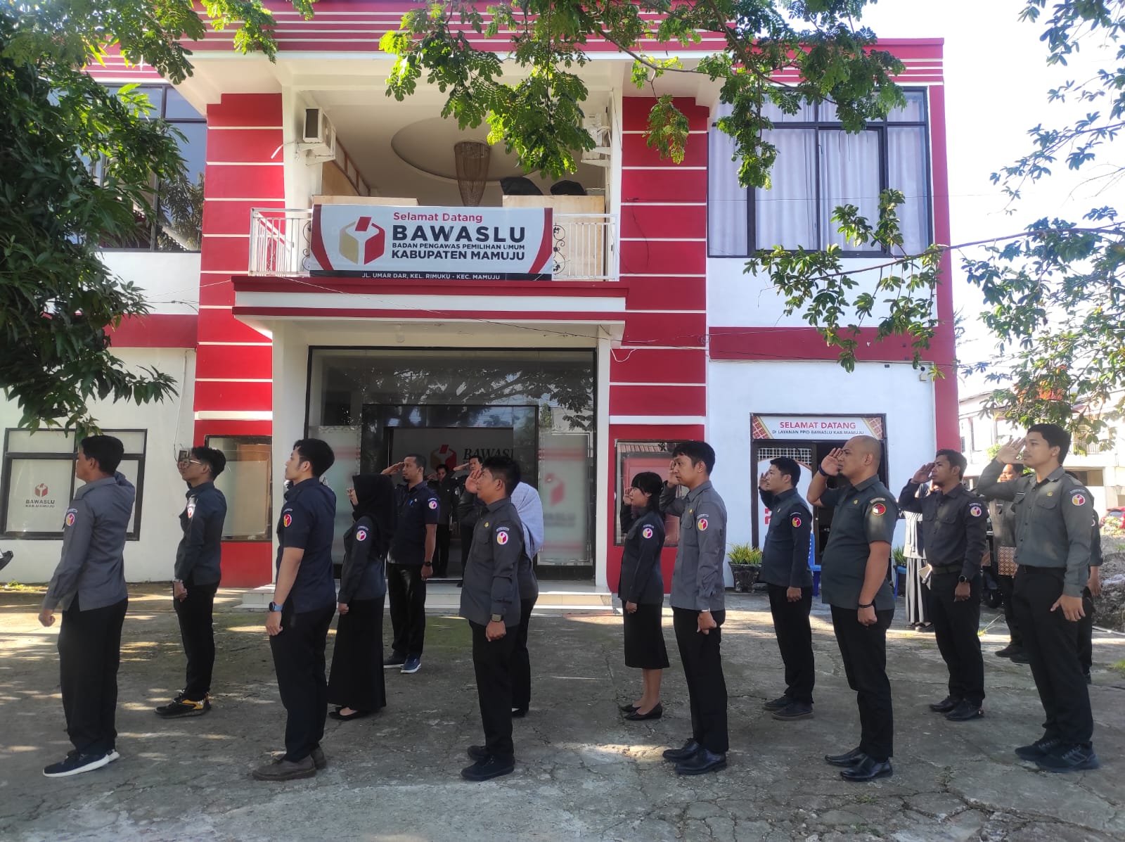 Tak Disangka, Apel Pagi Ini Jadi Momentum yang Menguatkan Tekad Pengawas Pemilu Mamuju!