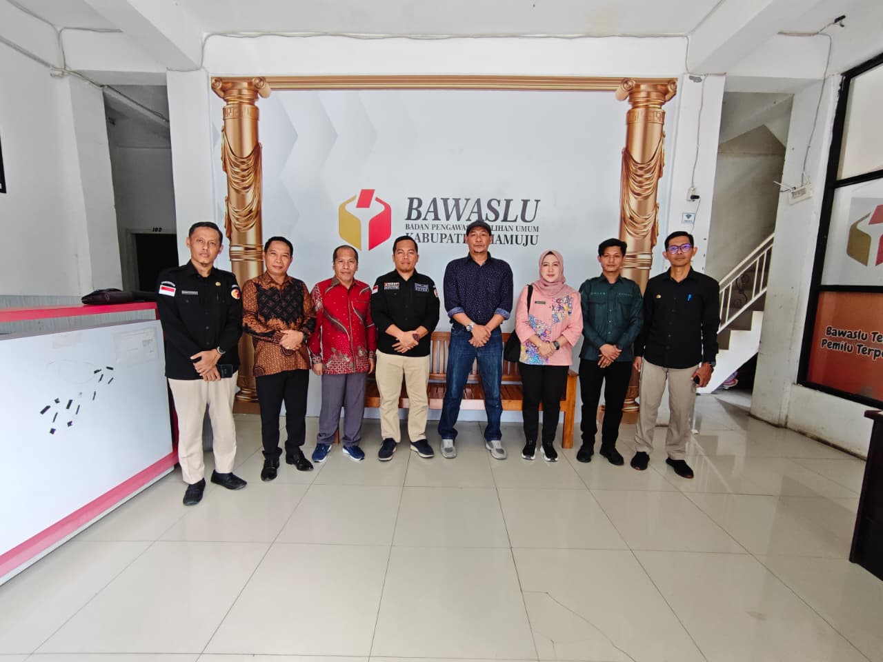 Komisi Informasi Sulbar Sambangi Bawaslu Mamuju, Ungkap Rencana Award Perdana