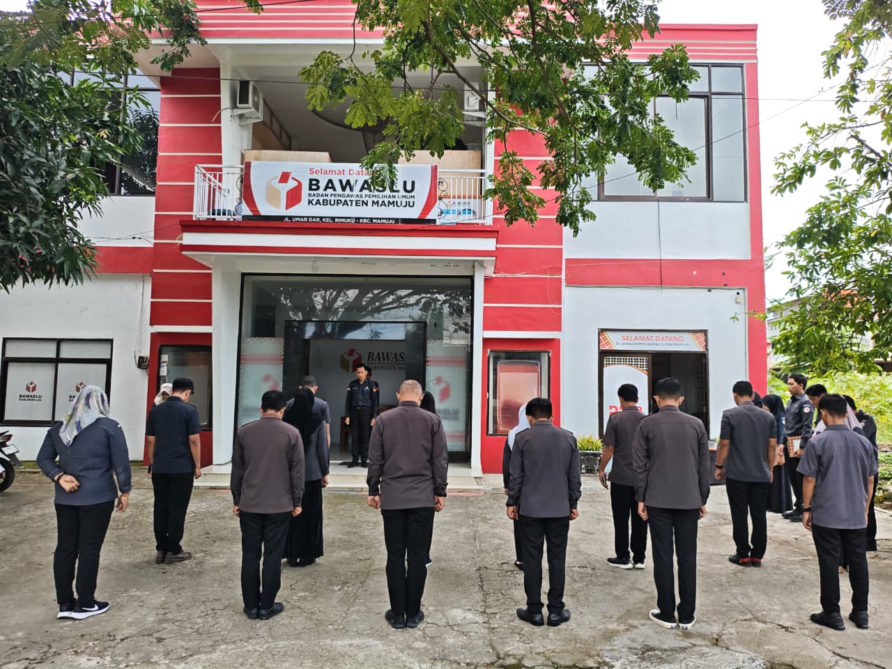 Bangun Budaya Kerja Profesional, Bawaslu Mamuju Gelar Apel Pagi Dipimpin Kepala Sekretariat