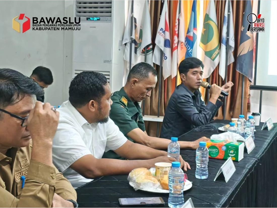 Meningkatkan Kualitas Demokrasi: Bawaslu Mamuju Hadiri Rapat Pleno Terbuka Rekapitulasi PDPB untuk Pemilu 2025