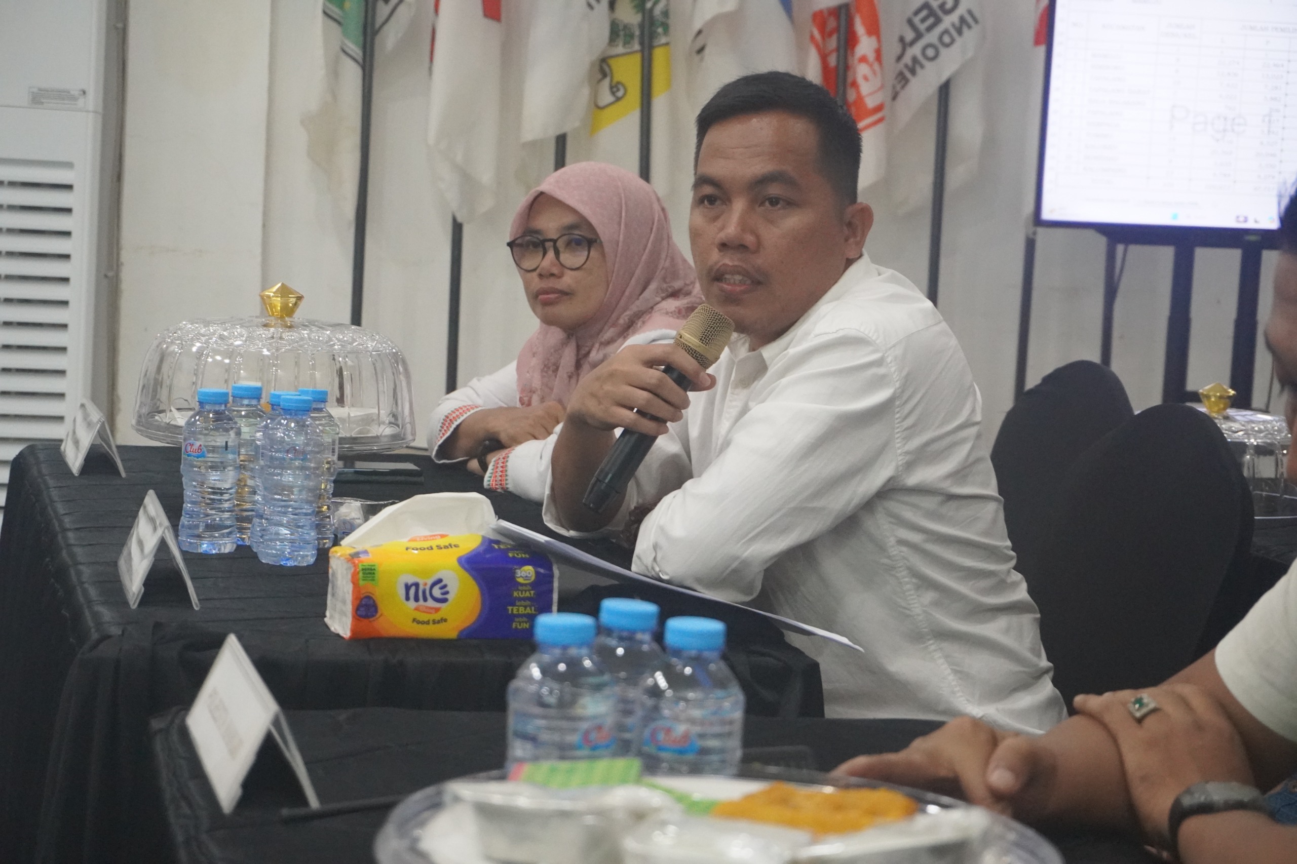 Bawaslu Kabupaten Mamuju Tegaskan Komitmen Kawal Akurasi Data Pemilih dalam Rapat Pleno Rekapitulasi PDPB Triwulan I 2026