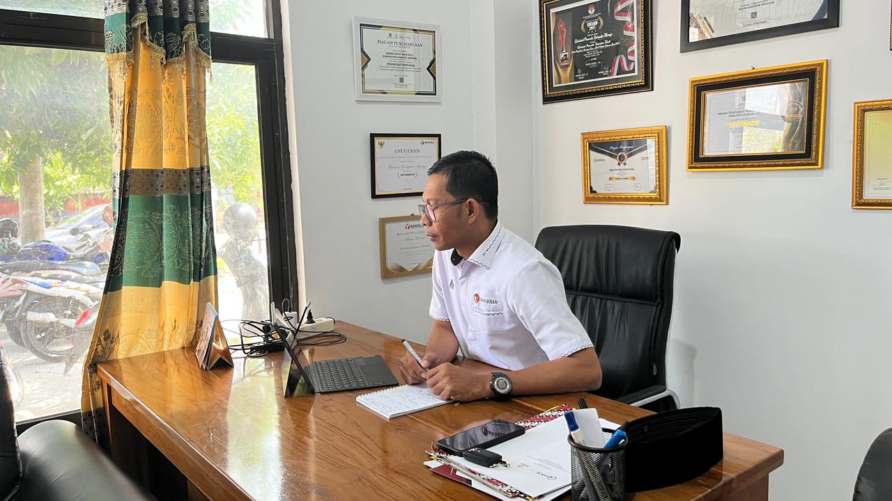Perkuat Akuntabilitas, Bawaslu Mamuju Ikuti Rapat Pemantauan dan Pembinaan Pertanggungjawaban Dana Hibah Pilkada 2024