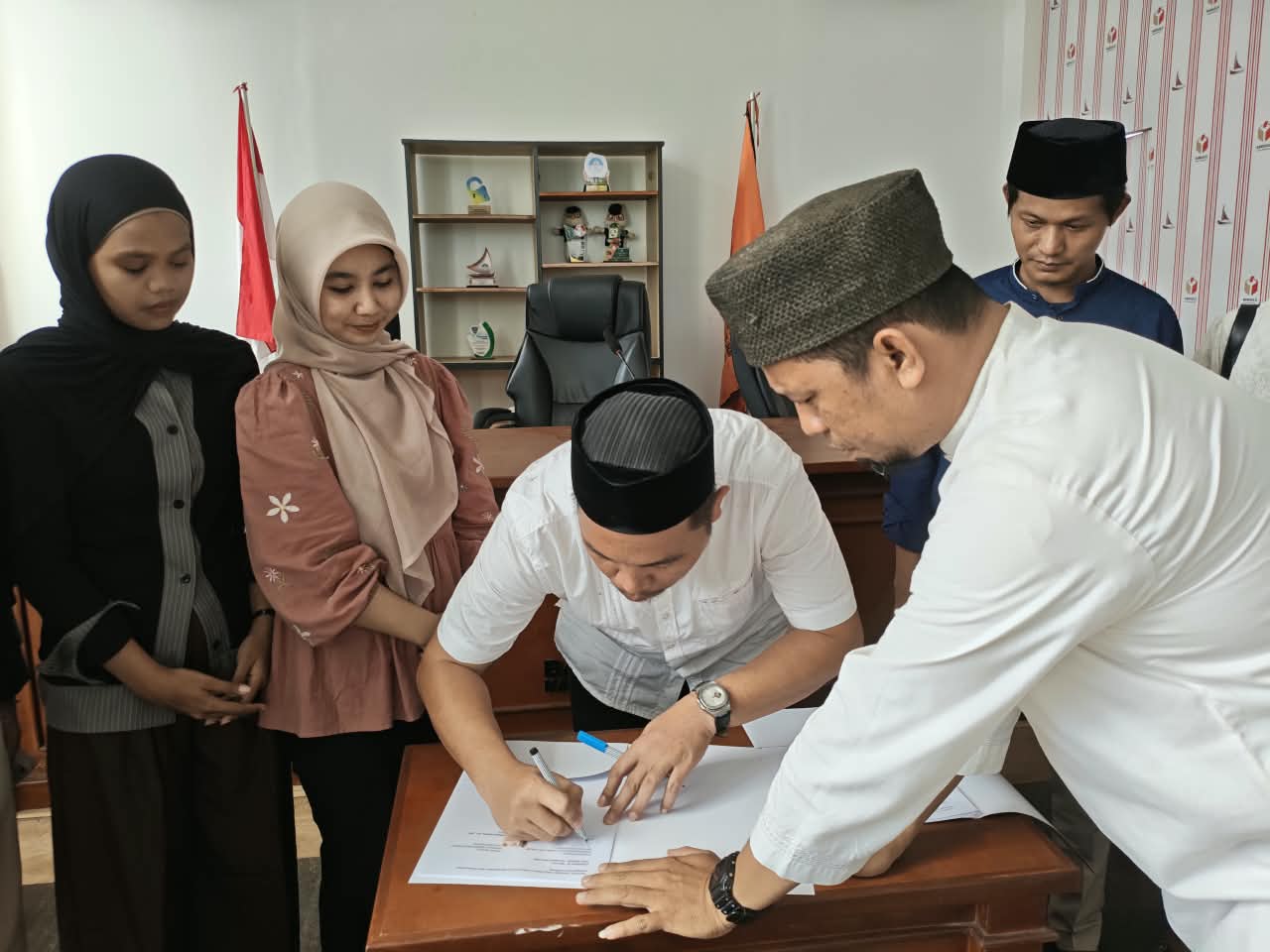 Bawaslu Mamuju dan Mamuju Women Movement Perkuat Kemitraan, Dorong Pemenuhan Hak Pilih Perempuan