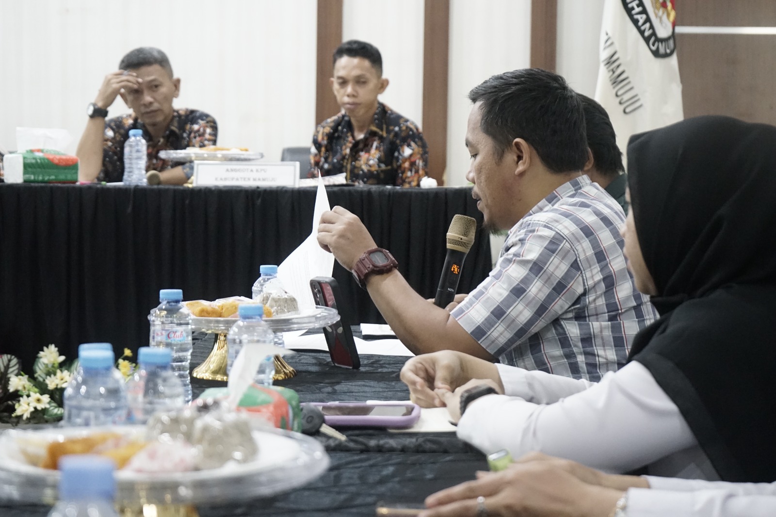 Bawaslu Mamuju Menghadiri Rapat Pleno (PDPB) Triwulan III, Pastikan Data Pemilih Tetap Akurat