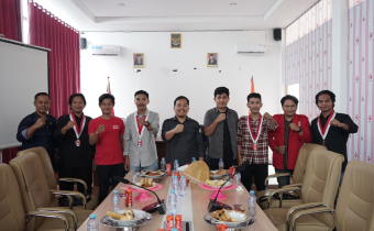 Foto Bersama Organisasi Kemahasiswaan