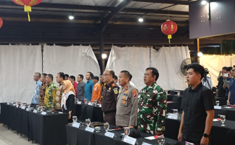 RAPAT PLENO KPU MAMUJU