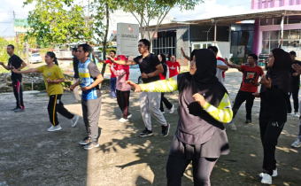 Jumat Penuh Semangat: Bawaslu Mamuju Gerakkan Hidup Sehat dan Lingkungan Bersih