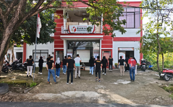 Bawaslu Kabupaten Mamuju Gelar Jumat Sehati dengan Bersih-Bersih Kantor dan Senam Bersama