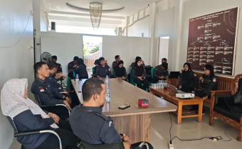 Bangun Semangat Profesionalisme, Bawaslu Mamuju Gelar Pemantik Pemaparan Divisi HPPH