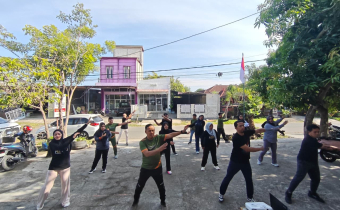 Jumat Sehati Bawaslu Mamuju, Perkuat Semangat Kebersamaan dan Budaya Kerja Sehat 