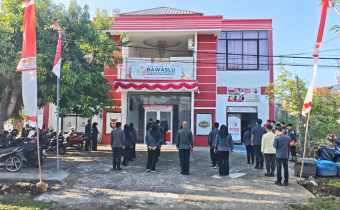 Apel Pagi Bawaslu Mamuju Teguhkan Disiplin dan Semangat Menyambut HUT Ke-81 Kemerdekaan RI