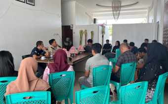 Perkuat Kinerja di Masa Non-Tahapan, Bawaslu Mamuju Melakukan Rapat Evaluasi Pelaporan dan Program Kerja