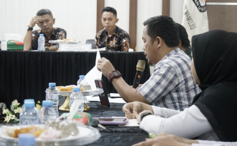 Bawaslu Mamuju Menghadiri Rapat Pleno (PDPB) Triwulan III, Pastikan Data Pemilih Tetap Akurat